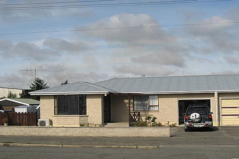 Photo of property in 5a Innes Street, Waimate, 7924