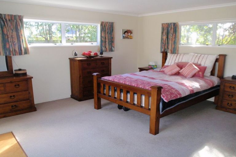 Photo of property in 42 Carter Crescent, Awapuni, Palmerston North, 4412