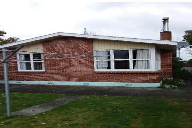 Photo of property in 39 Coutts Road, Gore, 9710