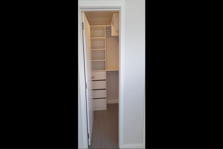 Photo of property in 1 Nottingham Road, Omokoroa, 3114