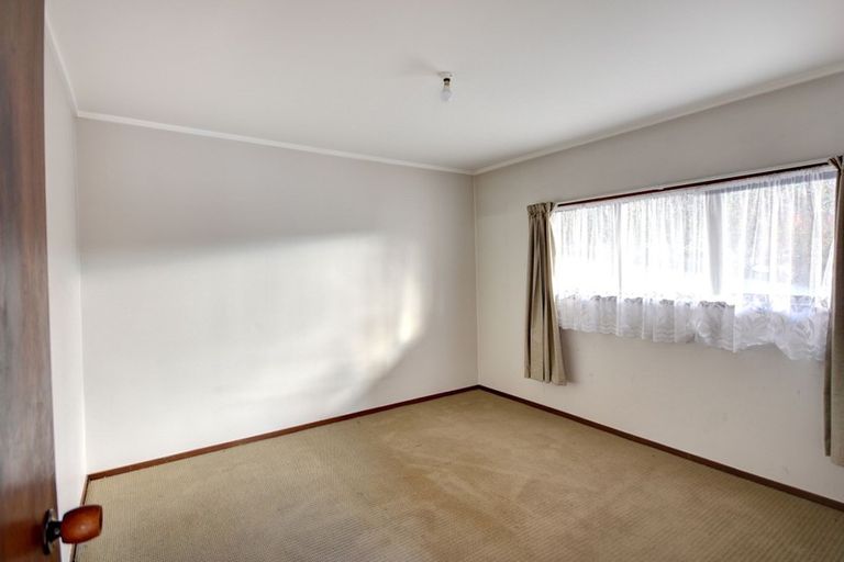 Photo of property in 124 Main Road South, Green Island, Dunedin, 9018