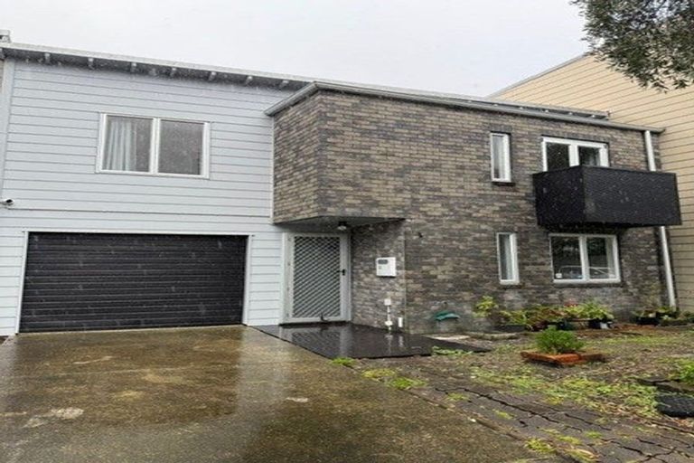 Photo of property in 67 Albionvale Road, Glen Eden, Auckland, 0602