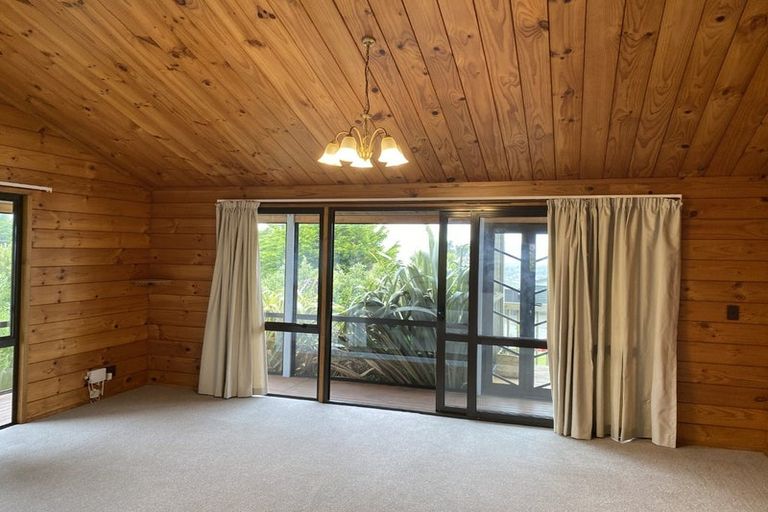 Photo of property in 67 Nalanda Crescent, Broadmeadows, Wellington, 6035