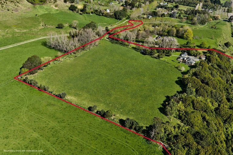 Photo of property in 3 Hadfield Road, Peka Peka, Waikanae, 5391