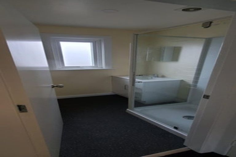 Photo of property in 64 Lindsay Road, Balaclava, Dunedin, 9011