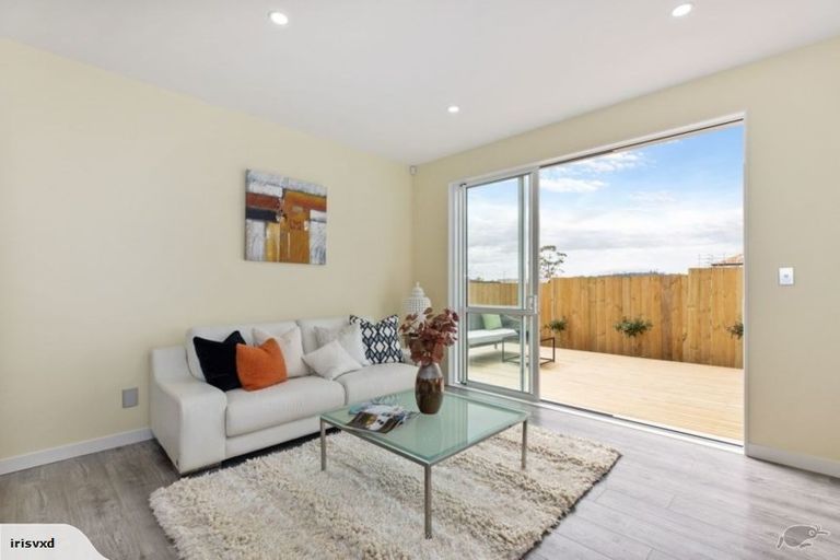 Photo of property in 40 Kokowai Parade, Hobsonville, Auckland, 0616