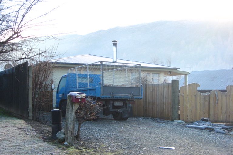 Photo of property in 3 Daveys Place, Arrowtown, 9302