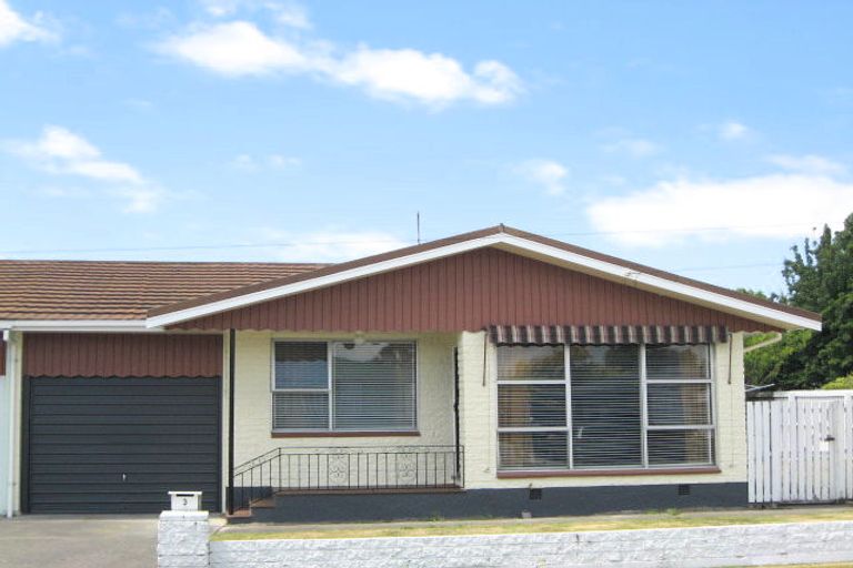 Photo of property in 2/3 Cheviot Street, Spreydon, Christchurch, 8024