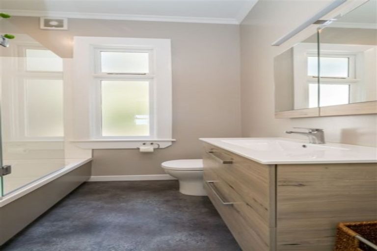 Photo of property in 34 Norfolk Street, Saint Clair, Dunedin, 9012