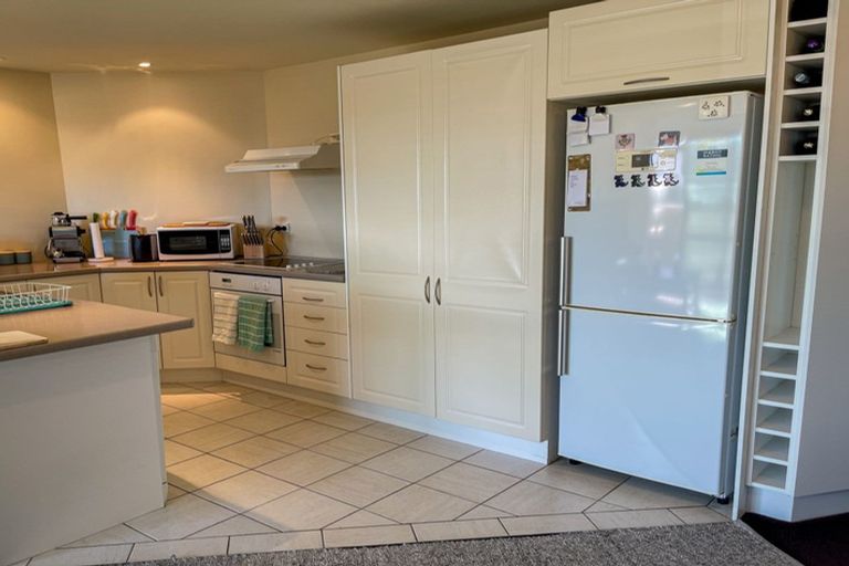 Photo of property in 2b/25 Maclean Street, Paraparaumu Beach, Paraparaumu, 5032