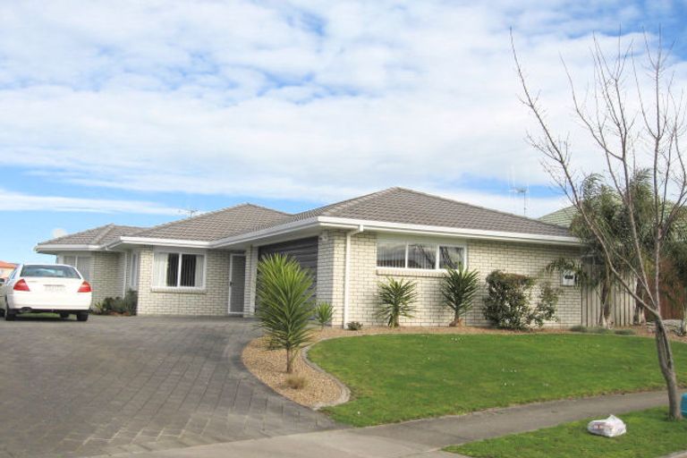 Photo of property in 3 Ben Lomond Place, Nawton, Hamilton, 3200
