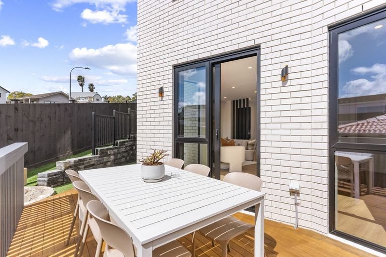 Photo of property in 14a Altair Place, Windsor Park, Auckland, 0632