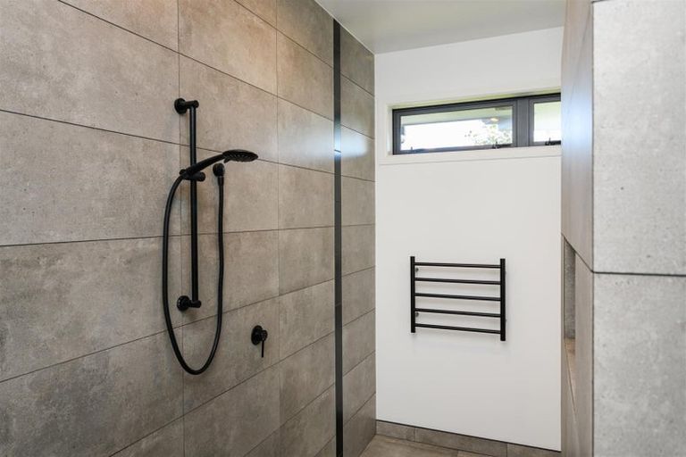 Photo of property in 10 Hanalin Drive, Marton, 4710