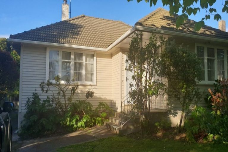 Photo of property in 29 Mungavin Avenue, Ranui, Porirua, 5024