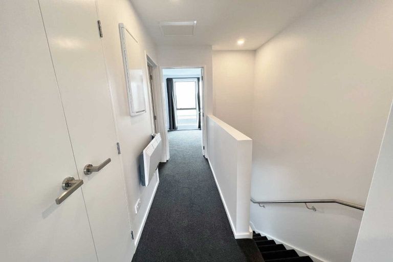 Photo of property in 2/111 Edgeware Road, St Albans, Christchurch, 8014