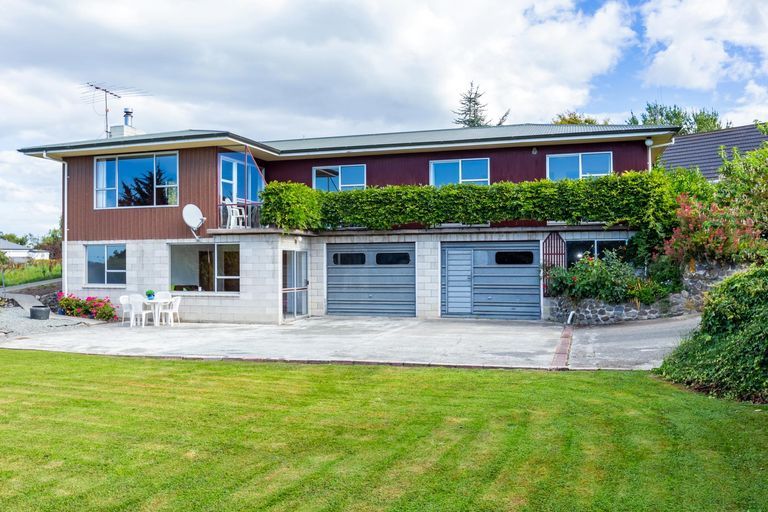 Photo of property in 24 Forest Road, Geraldine, 7930