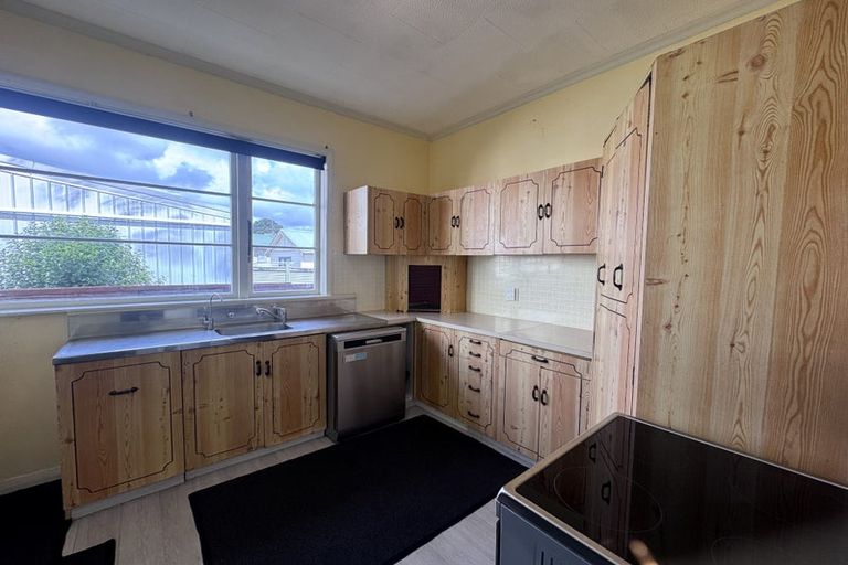 Photo of property in 24 Aorangi Street, Feilding, 4702