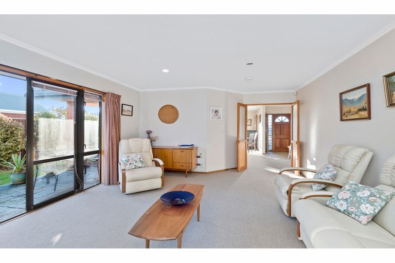 Photo of property in 3b Amdale Avenue, Broomfield, Christchurch, 8042