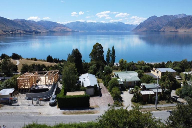 Photo of property in 130 Lakeview Terrace, Lake Hawea, 9382