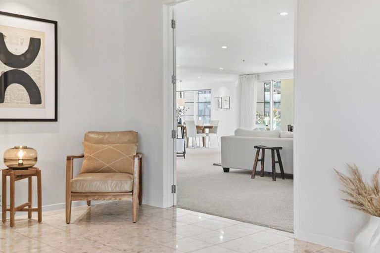Photo of property in 1/6d Durham Street, Tauranga, 3110
