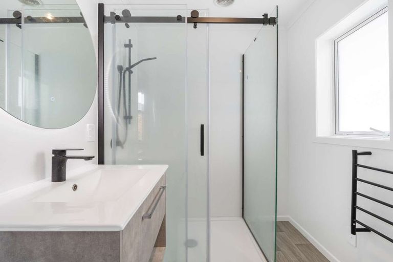 Photo of property in 12 Scott Avenue, Owhata, Rotorua, 3010