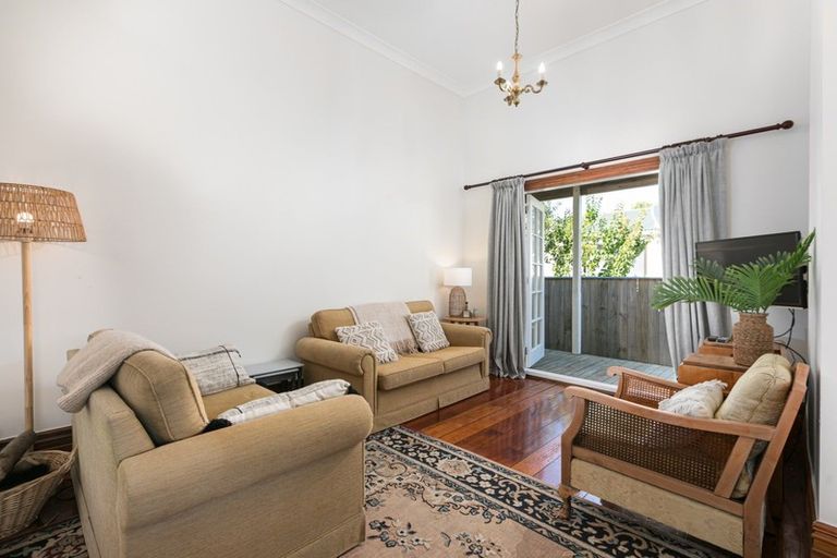 Photo of property in 13 Te Paerahi Road, Porangahau, 4293