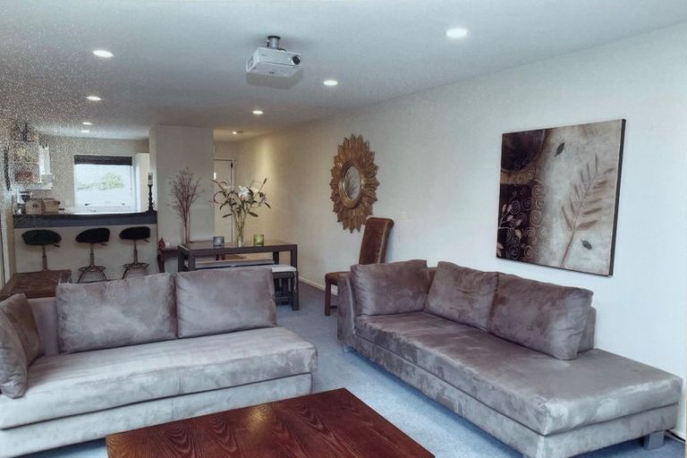 Photo of property in 7a Whitmore Street, Edgeware, Christchurch, 8013