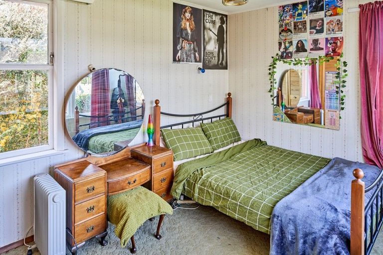 Photo of property in 19 Corlett Road, Plimmerton, Porirua, 5026