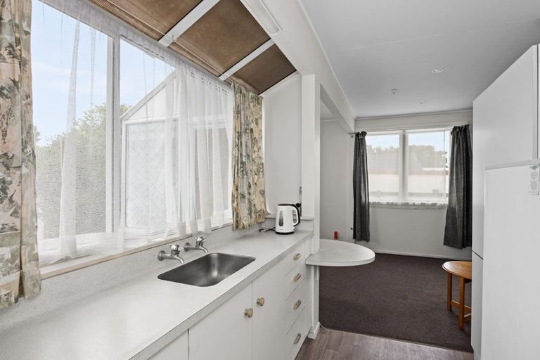 Photo of property in 1/230 Kennedy Road, Onekawa, Napier, 4110