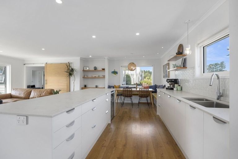 Photo of property in 53b Russell Road, Wainui, Silverdale, 0992