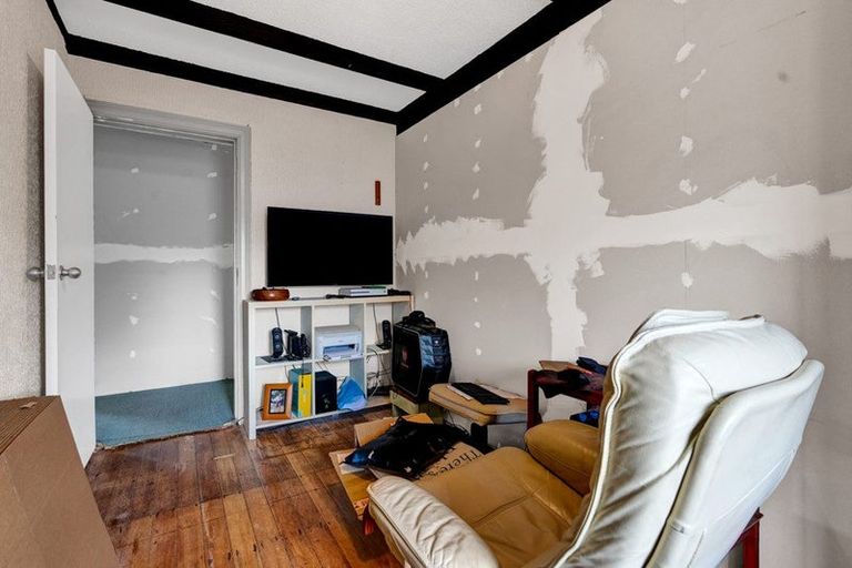 Photo of property in 1 List Street, Welbourn, New Plymouth, 4310