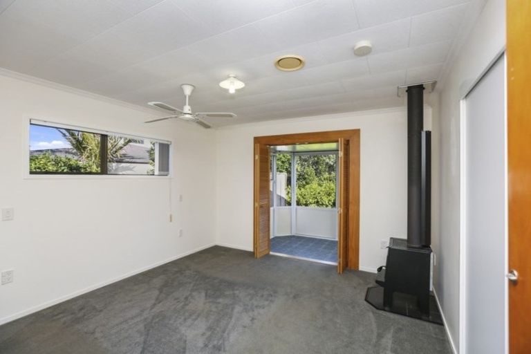 Photo of property in 18b Karamea Street, Whalers Gate, New Plymouth, 4310