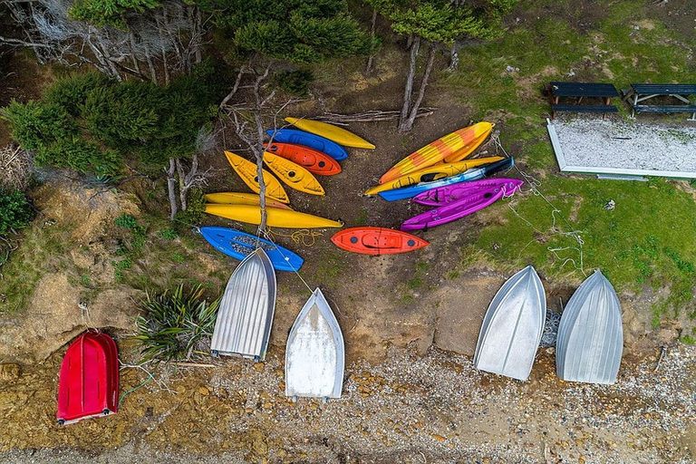 Photo of property in 50 Schoolhouse Bay Road, Kawau Island, 0920