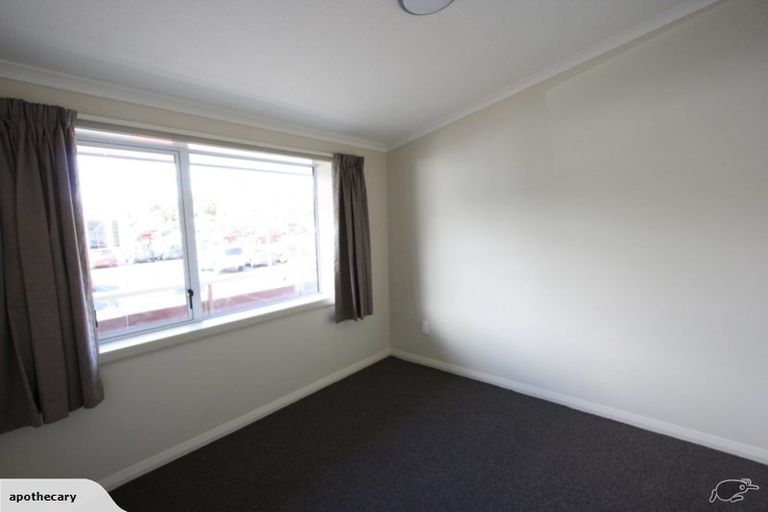 Photo of property in 214 Main South Road, Green Island, Dunedin, 9018