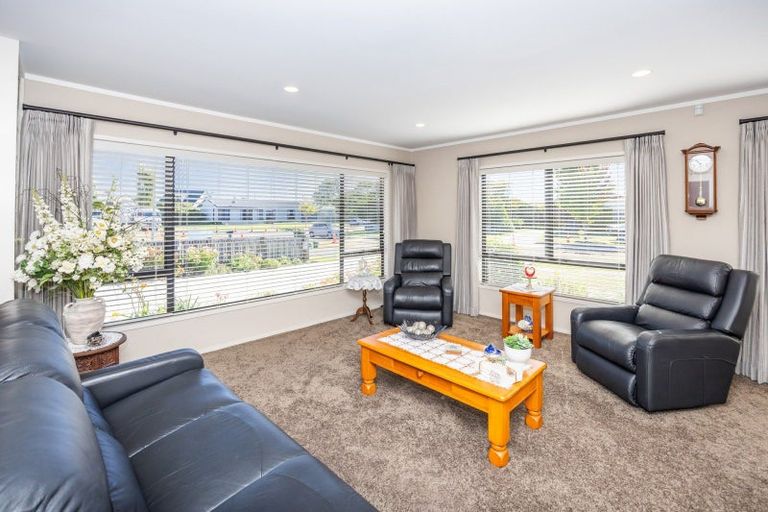 Photo of property in 37 Endeavour Avenue, Flagstaff, Hamilton, 3210