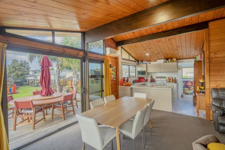 Photo of property in 165 Cook Drive, Whitianga, 3510