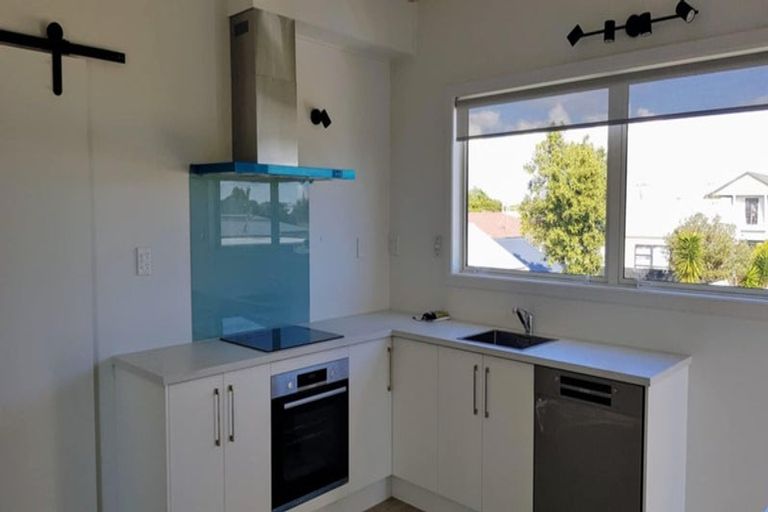 Photo of property in 828a Papamoa Beach Road, Papamoa Beach, Papamoa, 3118