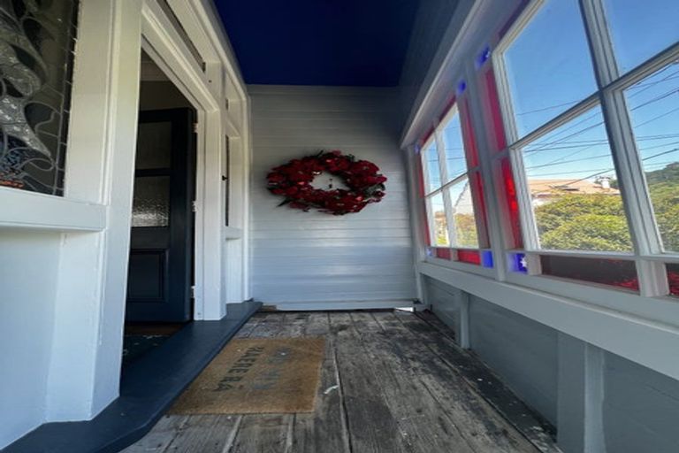 Photo of property in 13 Glenbervie Terrace, Thorndon, Wellington, 6011