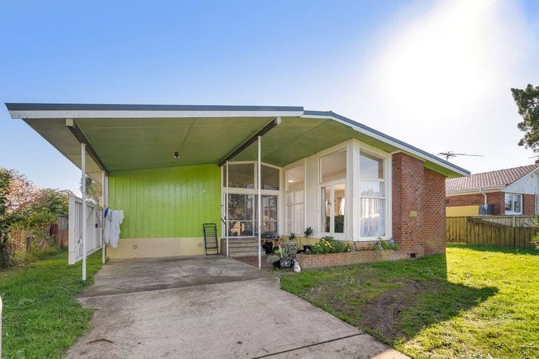 Photo of property in 39 President Avenue, Papakura, 2110