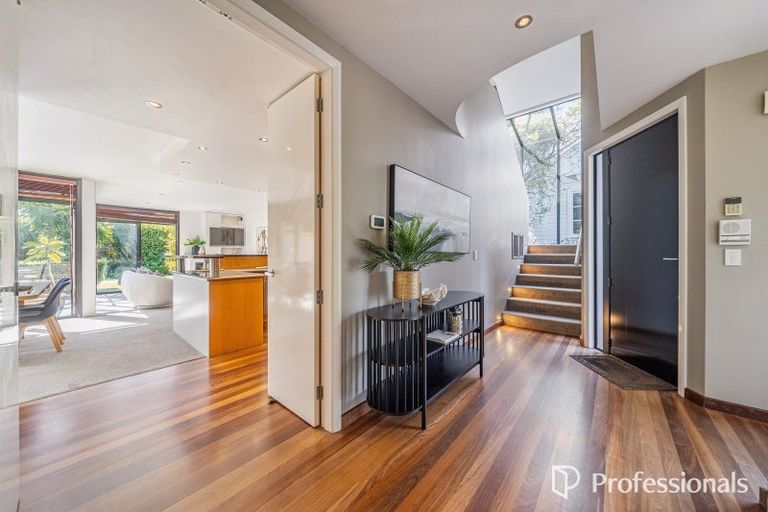 Photo of property in 87a Waterloo Road, Hutt Central, Lower Hutt, 5010