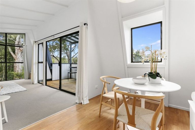 Photo of property in 3/6 Le Roy Terrace, Birkenhead, Auckland, 0626