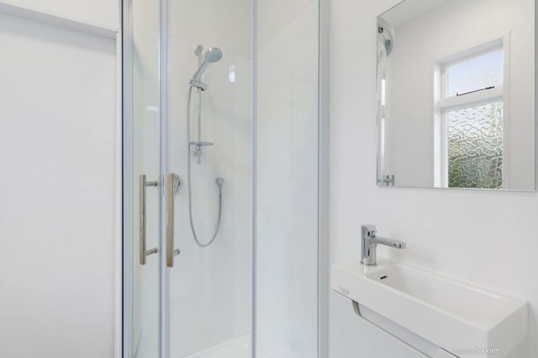 Photo of property in 29 Agra Crescent, Khandallah, Wellington, 6035