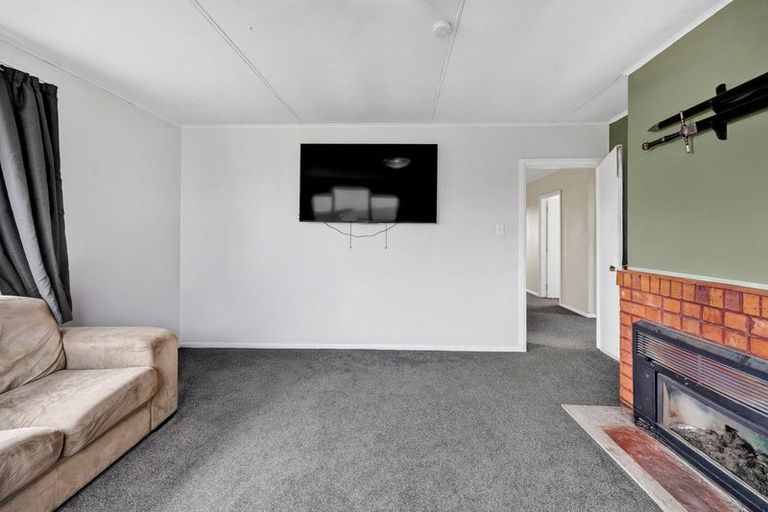 Photo of property in 5 Derby Street, Eltham, 4322