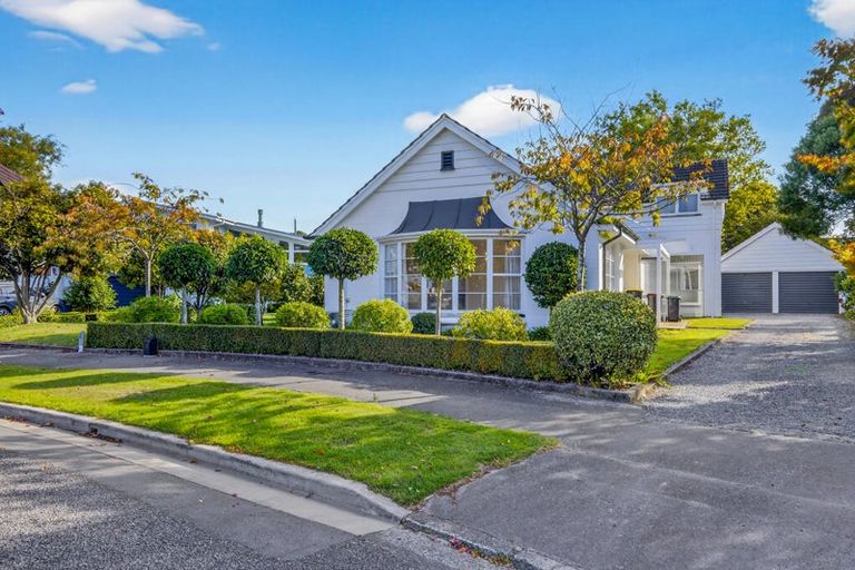 Photo of property in 1/23 Tuirau Place, Ilam, Christchurch, 8041