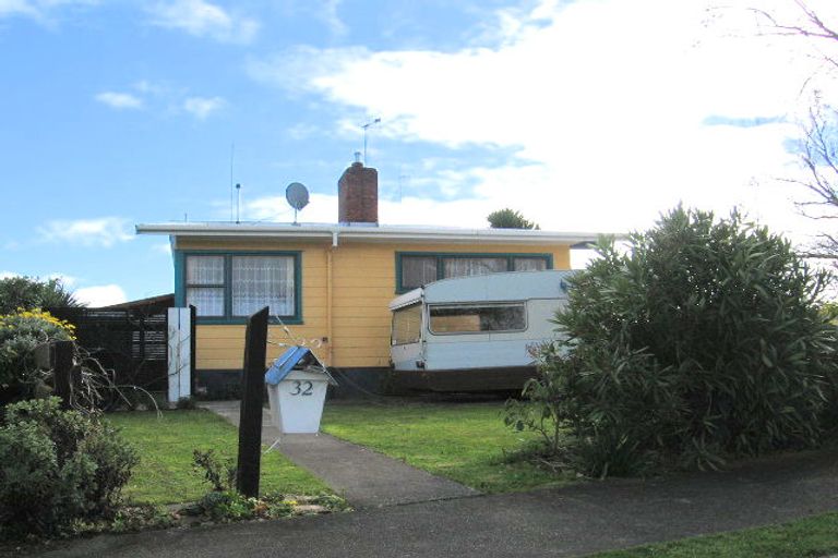 Photo of property in 32 Kennedy Avenue, Feilding, 4702