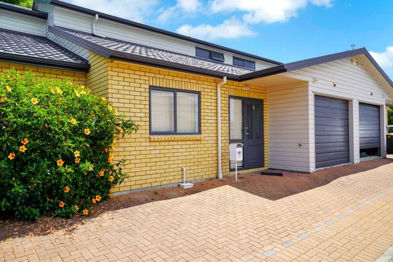 Photo of property in 23/55 Verbena Road, Birkdale, Auckland, 0626