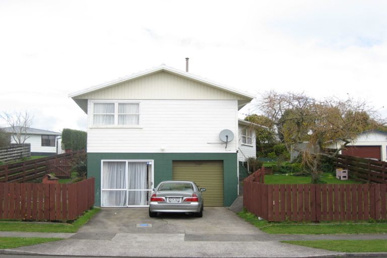 Photo of property in 10 Oleander Place, Bell Block, New Plymouth, 4312
