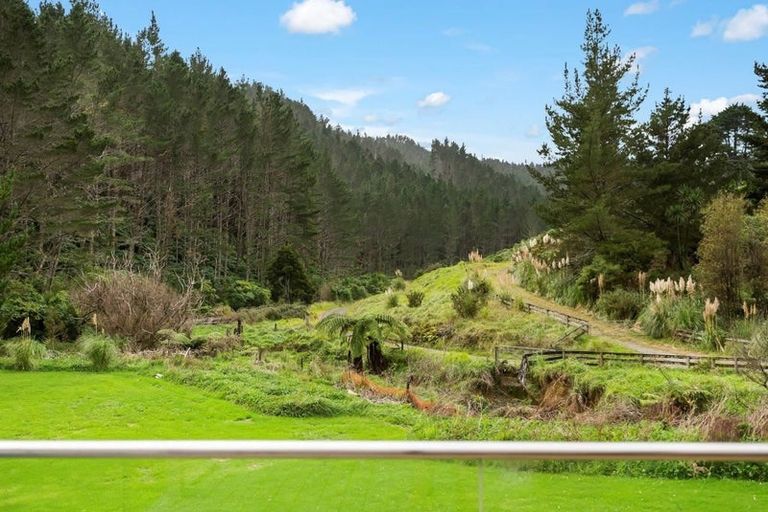 Photo of property in 538 Ahuroa Road, Puhoi, Warkworth, 0994