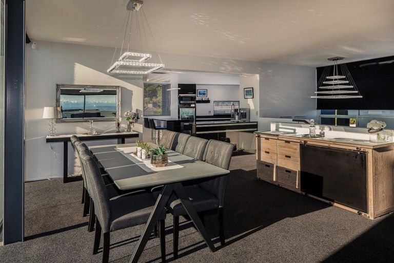 Photo of property in 12 Harry Ell Drive, Cashmere, Christchurch, 8022