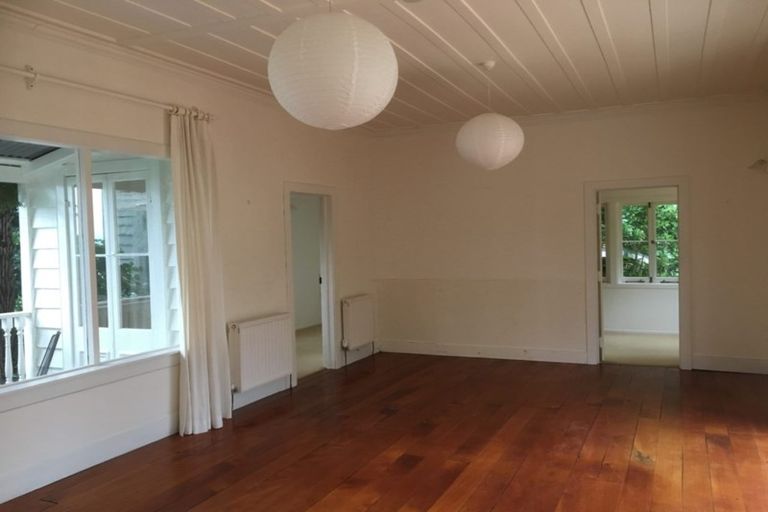 Photo of property in 5 Vazey Way, Hobsonville, Auckland, 0618